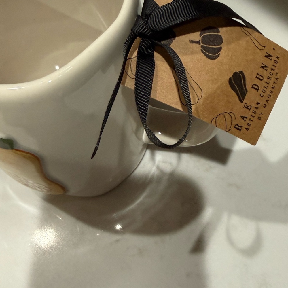 Rae Dunn White “Gourd-geous” Mug - Picture 4 of 6